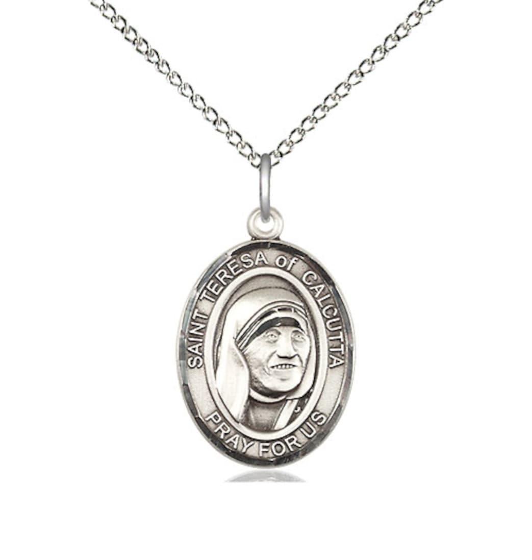 Bliss St Teresa of Calcutta Sterling Silver Oval Medium Medal Necklace with Sterling Chain,